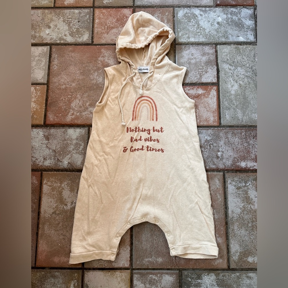 Hooded romper - salty shreds